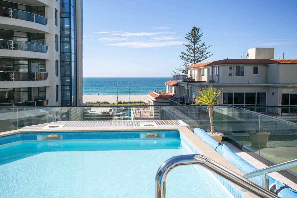 Marvelous Downtown Apartment Moments From Main Beach With Heated Pool, Gym And Parking Mount Maunganui Exterior photo